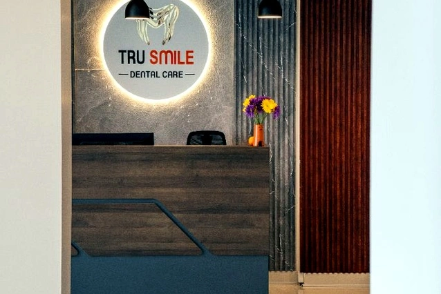 Modern Dental Clinic in Muscat Modern dental treatment room at TruSmile Dental Clinic Al Hail Muscat